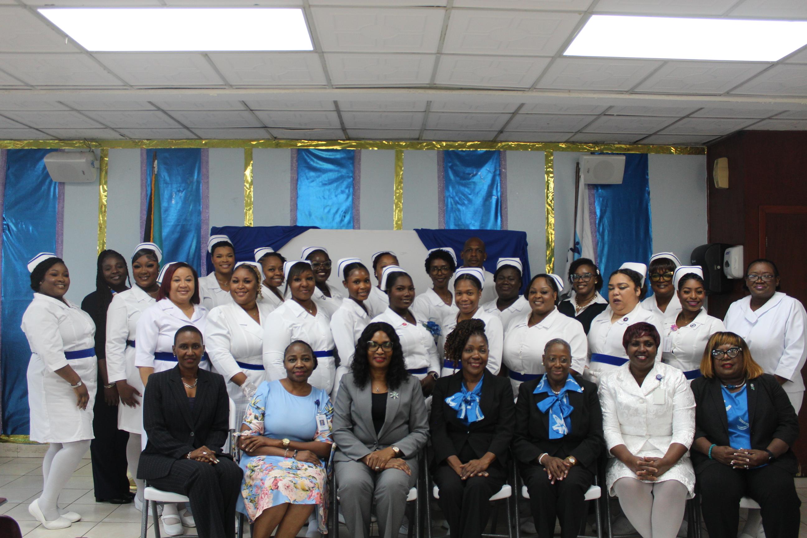 ISSUP Bahamas Chapter Celebrates 22 graduates from Universal Treatment ...