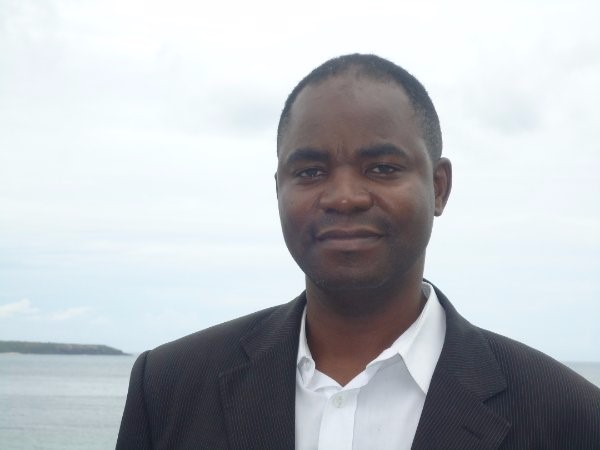 Dr Abel Basutu